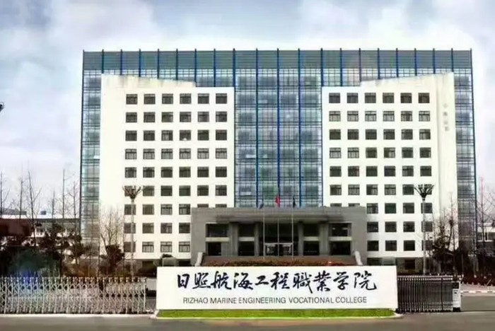 刻苦训练篮球时如何避免受伤的建议_1